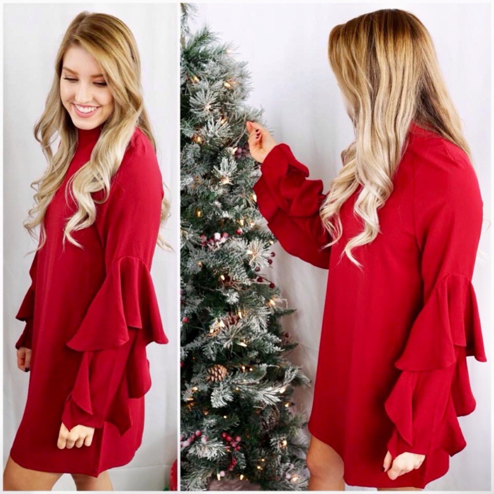 Women’s Ruffle Sleeve Dress